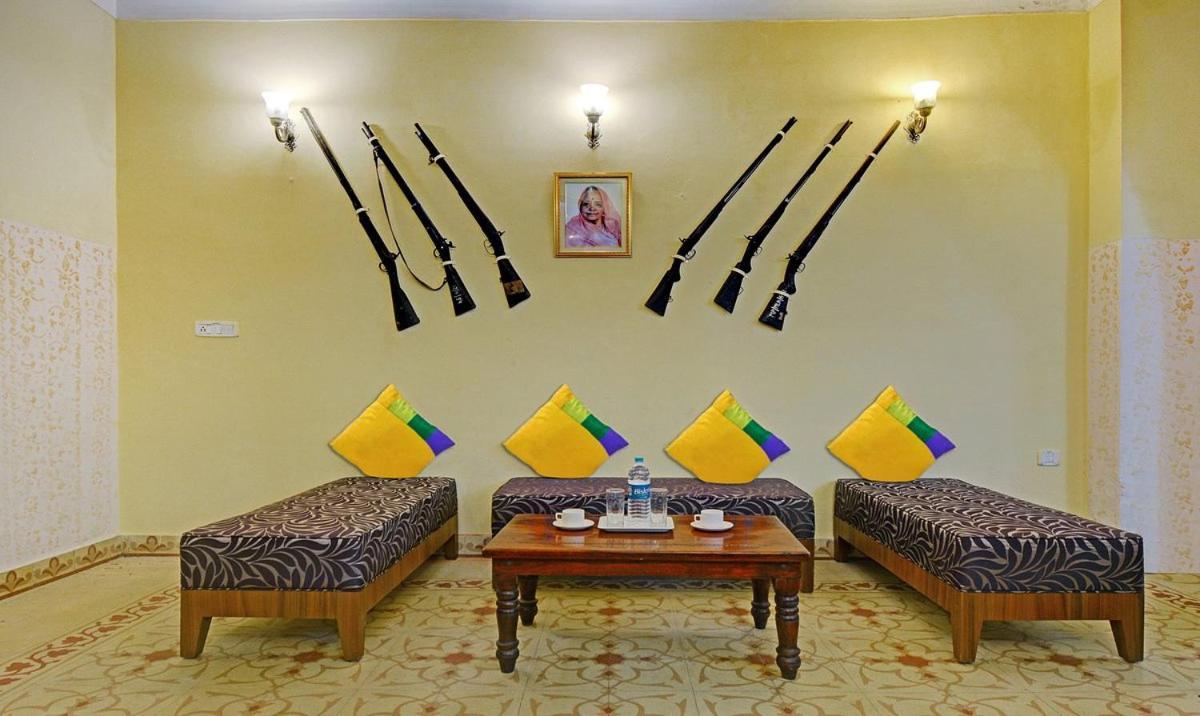 Hotel Utsav Niwas Джапур Экстерьер фото